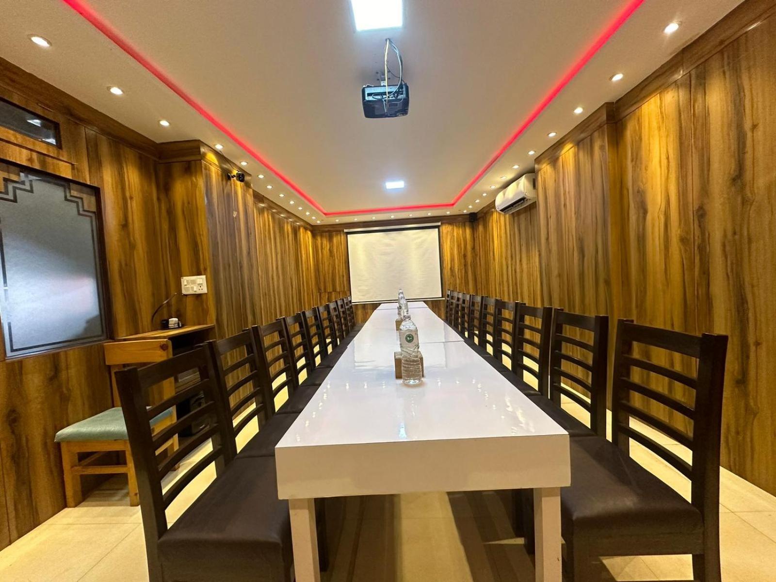 Hotel Edingo Inn Itahari المظهر الخارجي الصورة
