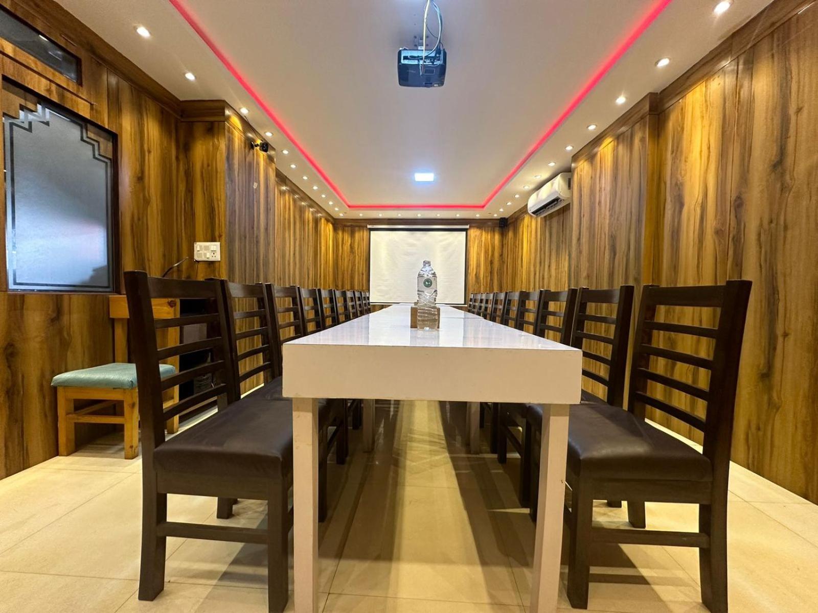 Hotel Edingo Inn Itahari المظهر الخارجي الصورة