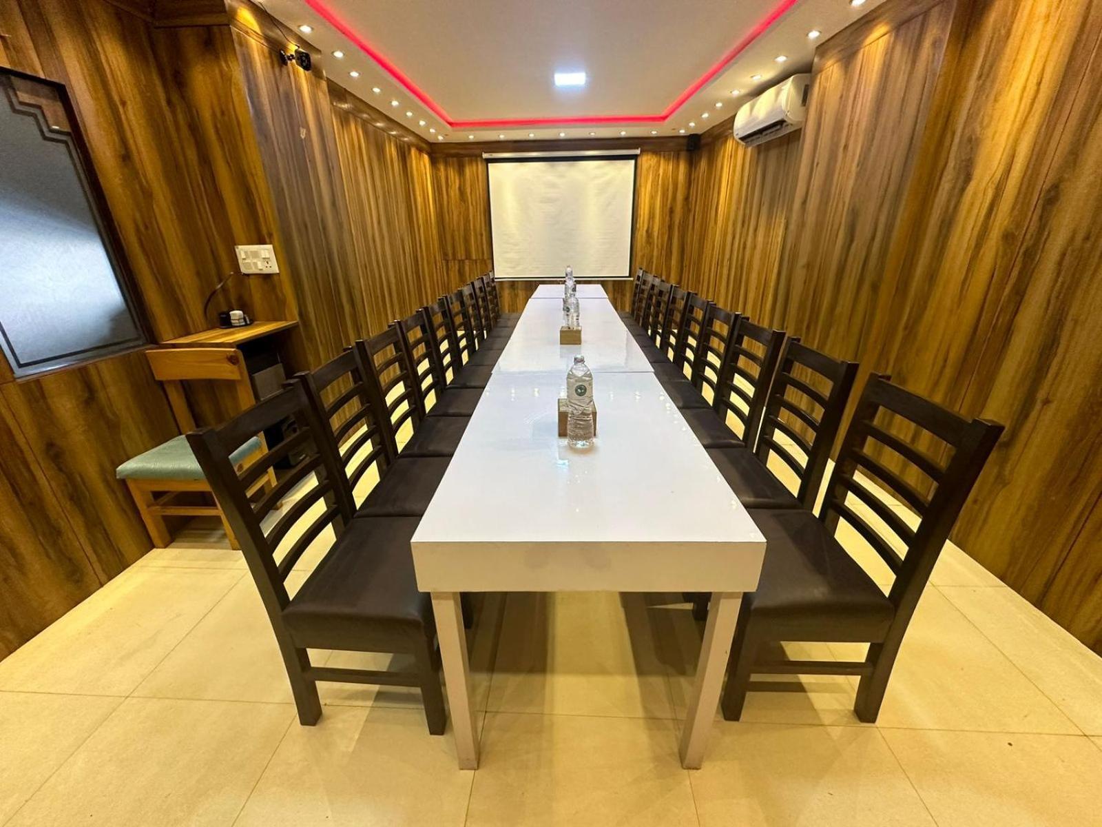 Hotel Edingo Inn Itahari المظهر الخارجي الصورة