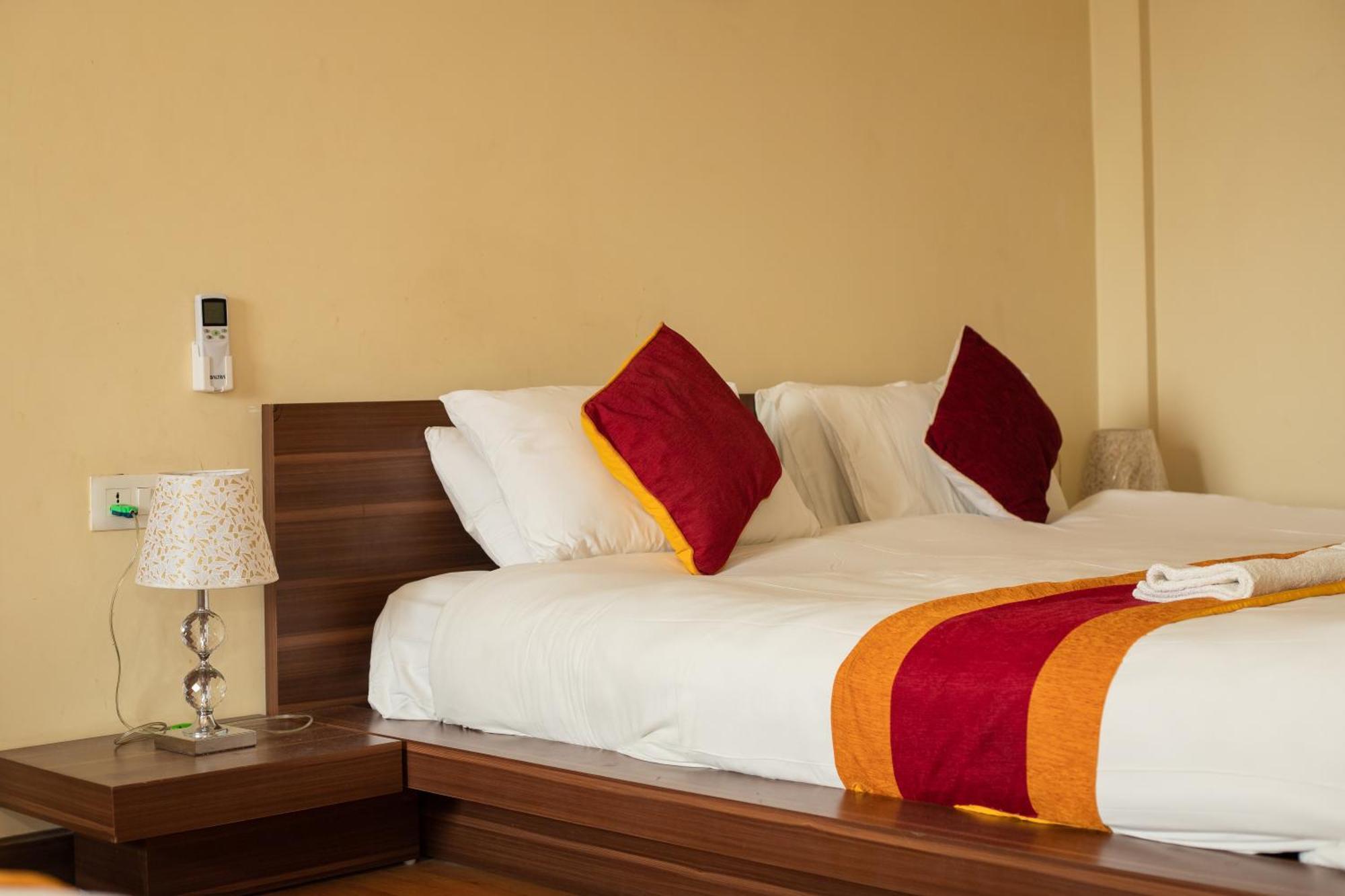 Hotel Edingo Inn Itahari المظهر الخارجي الصورة