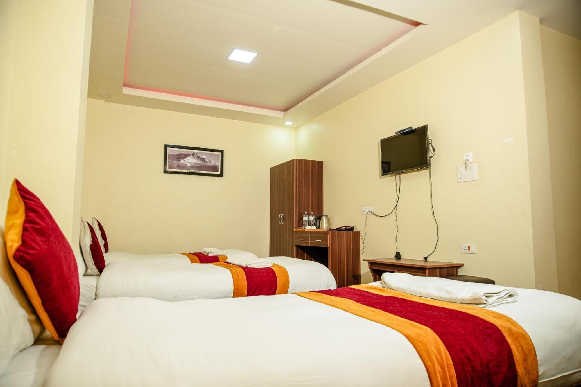 Hotel Edingo Inn Itahari المظهر الخارجي الصورة